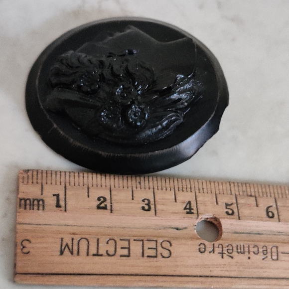 Antique Victorian Whitby Jet Bog Oak Mourning Brooch - Picture 16 of 16